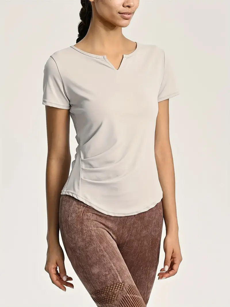 Oryss – Comfortable and Stylish Short-sleeved T-shirt