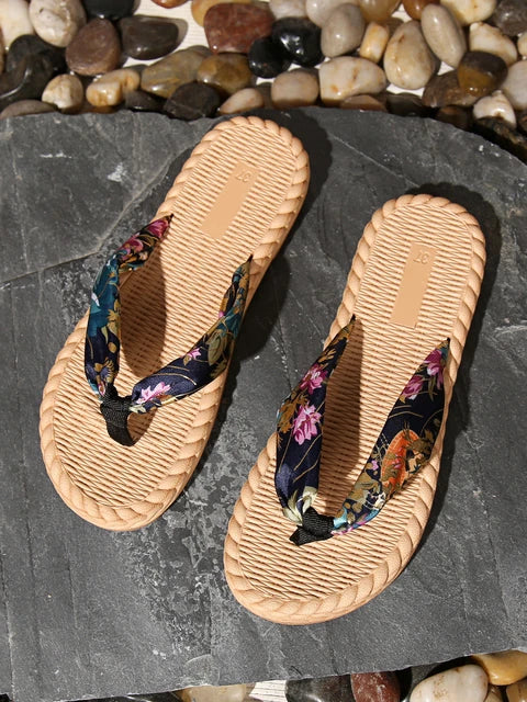 Lira – Floral Weave Design Slippers
