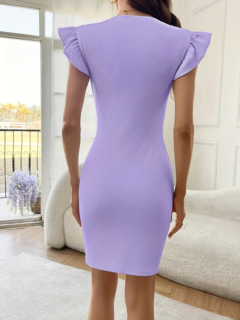 Lyra – Sexy and Elegant Figure-hugging Dress