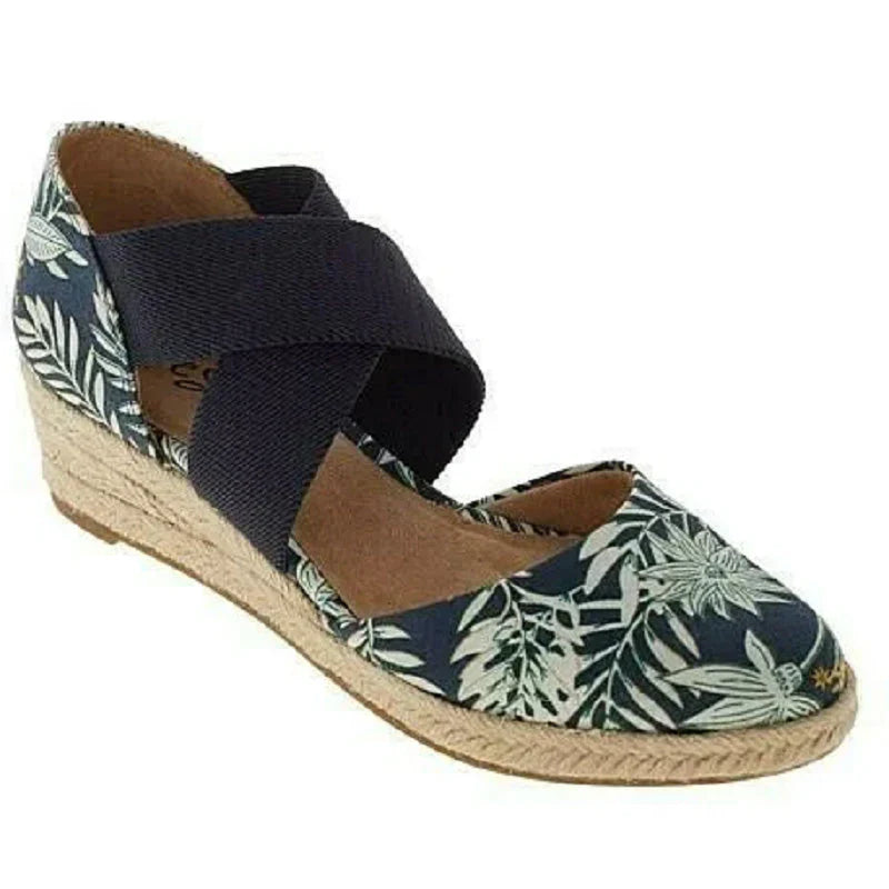 Brenda – Stylish, Breathable Canvas Wedge Shoes