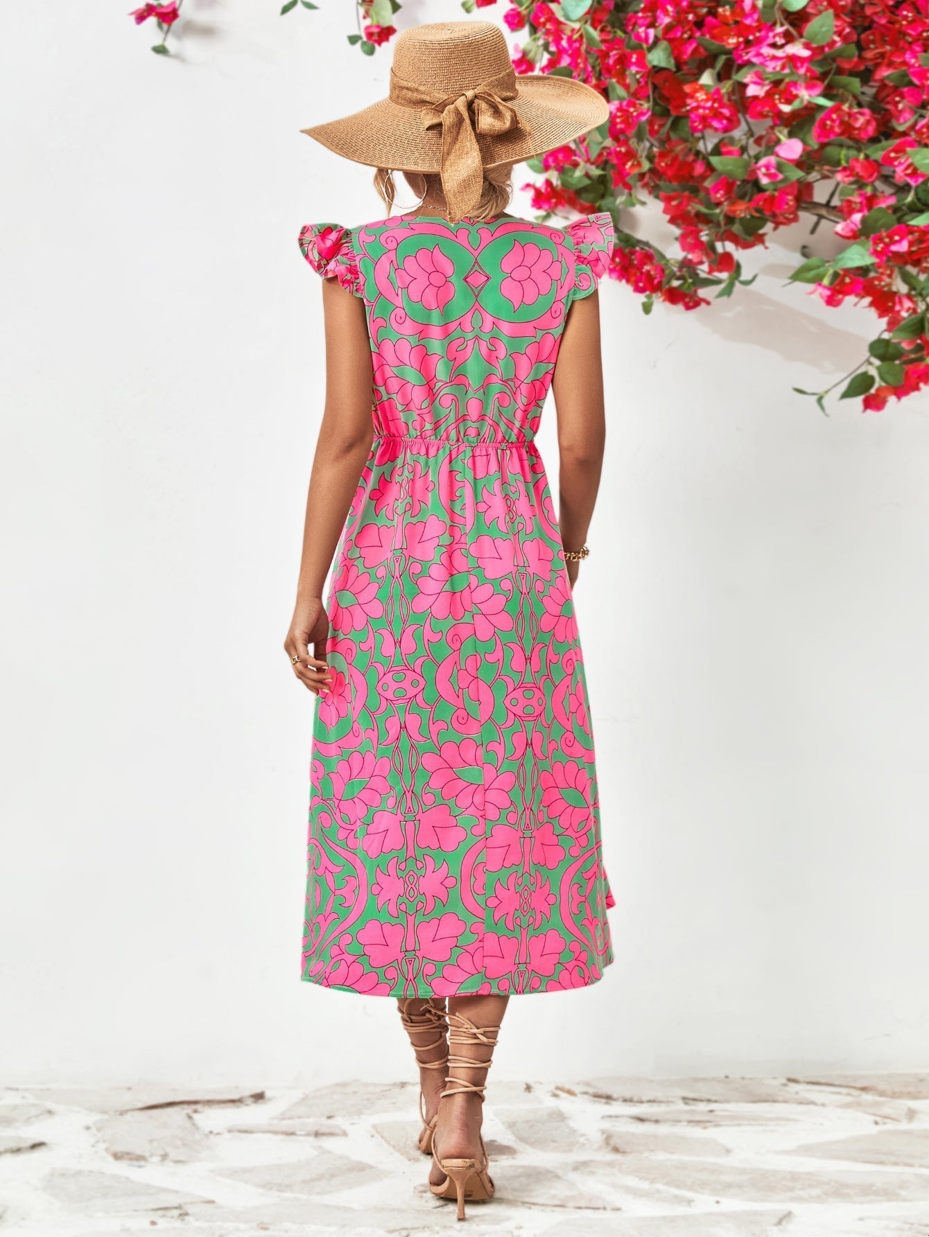 WENNY - Short-sleeved dress with flowered V-neckline