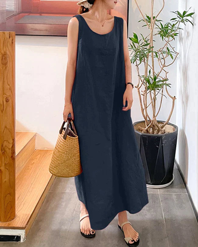 Lucy - Stylish dress