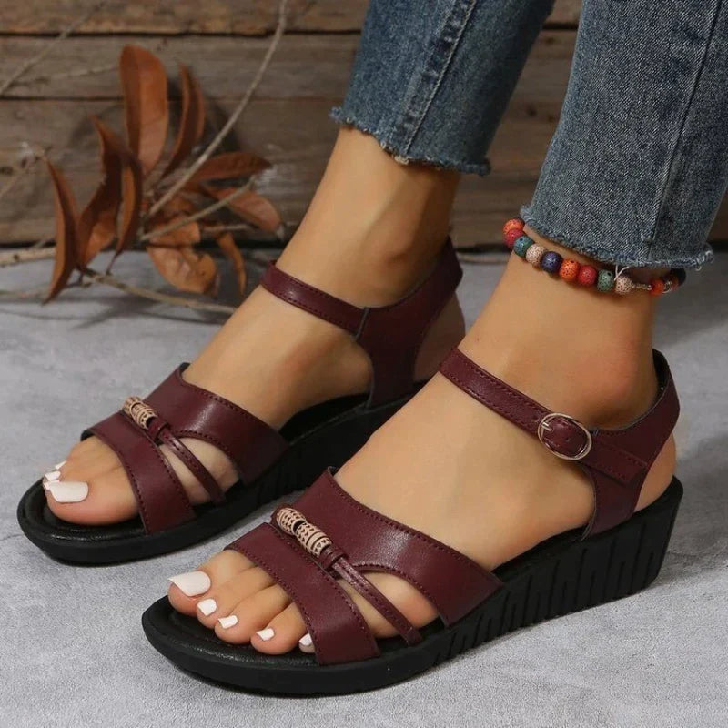 SANNE - Orthopaedic sandals with soft bottom
