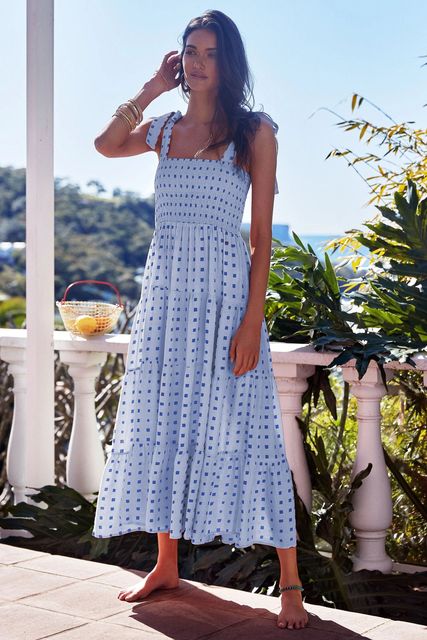 Leah - Fashionable Women's Lace Dress