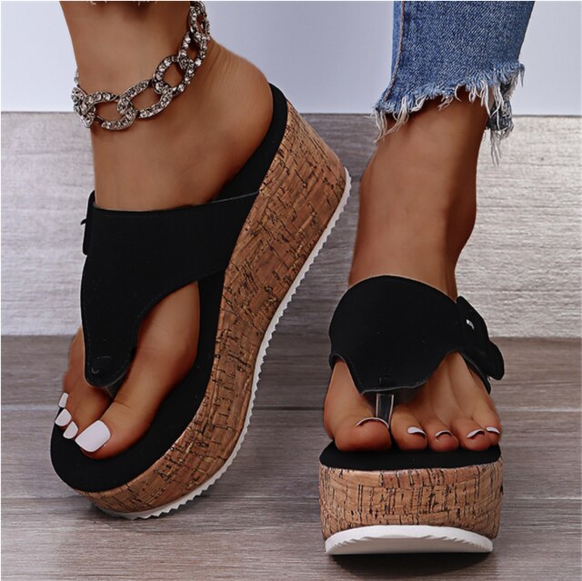 HANNAH - Orthopaedic sandals with thick sole