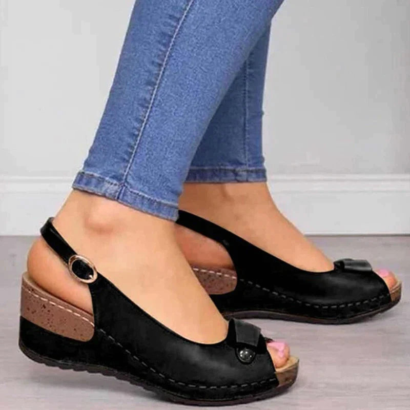 IRIS - Ladies' orthopaedic sandals with pointed toe and heel