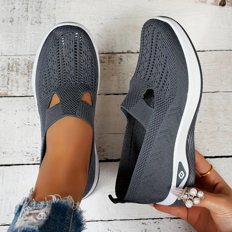 Noire – Breathable Knitted Slip-on Shoes