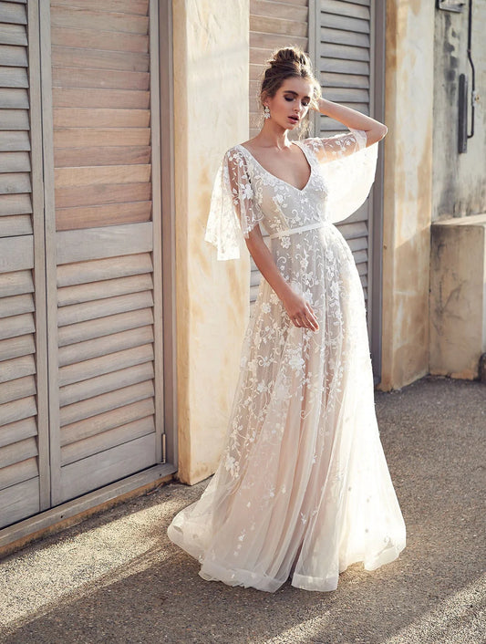 Ceres – Elegant lace dress