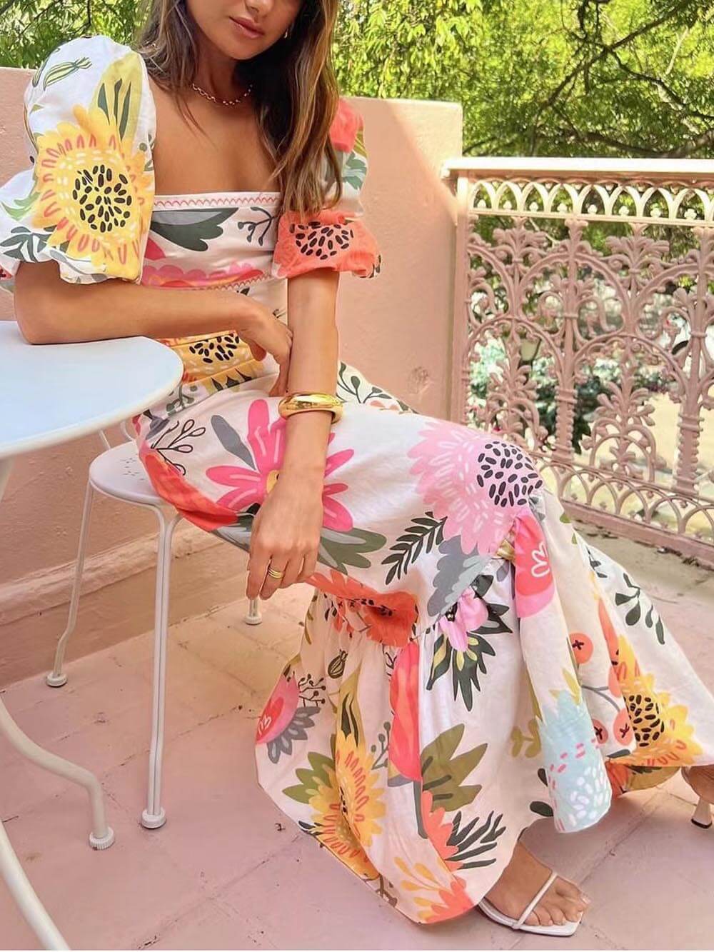 Quoree – Floral Puff Sleeve Maxi Dress