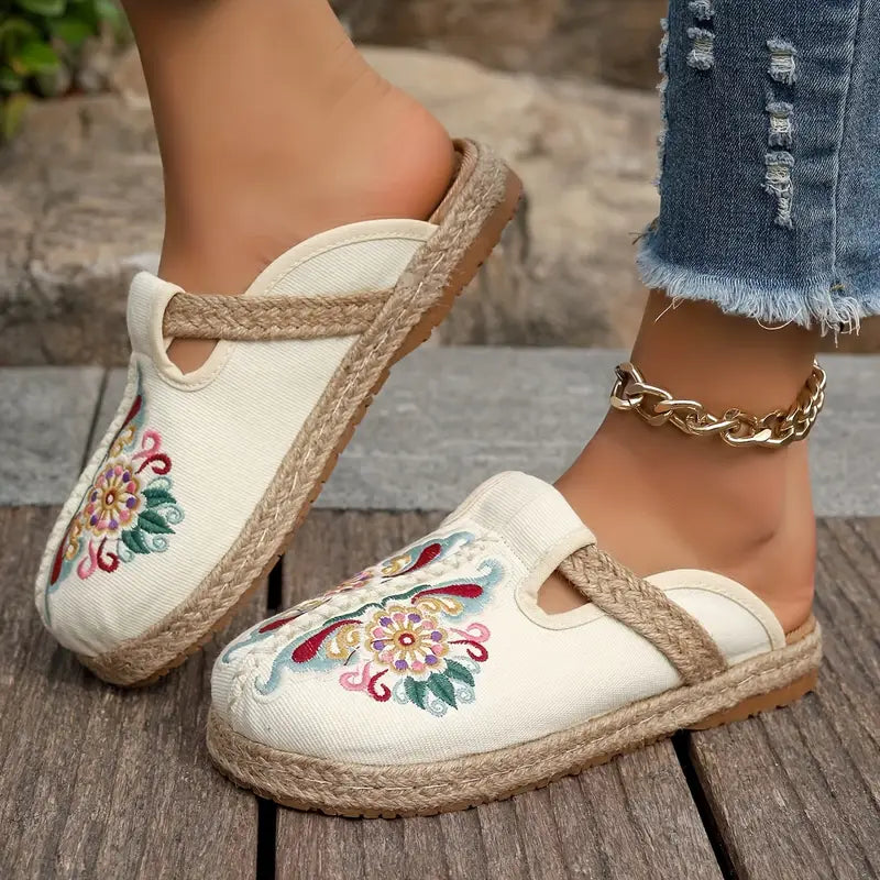 Sivelle – Breathable Slip-on Shoes with Embroidery