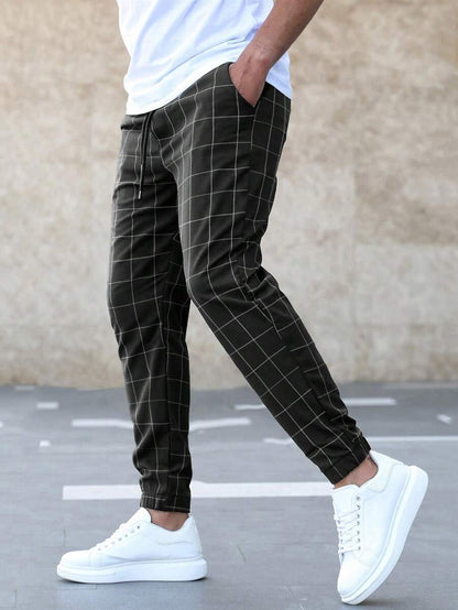 Henry - Elegant Trousers with Grid Pattern
