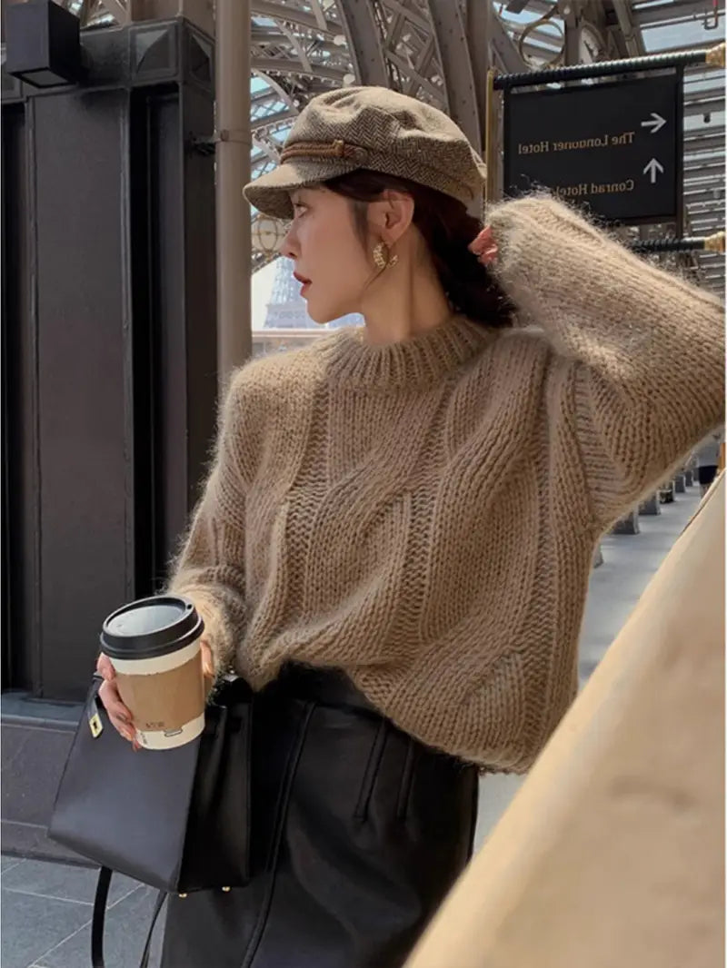 Shine – Thick Knitted Sweater