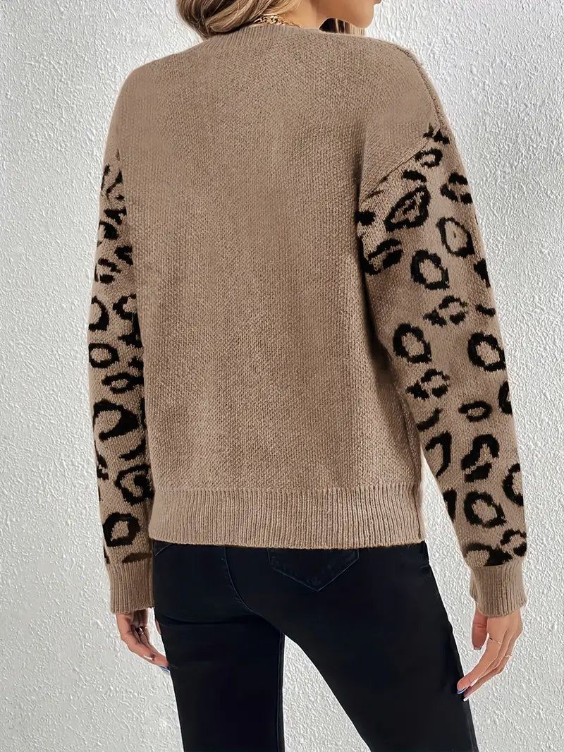 Shreya – Leopard Print Knitted Sweater
