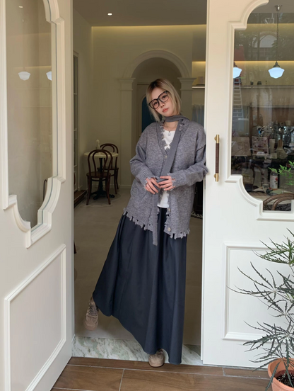 Layla – Long Pleated Skirt