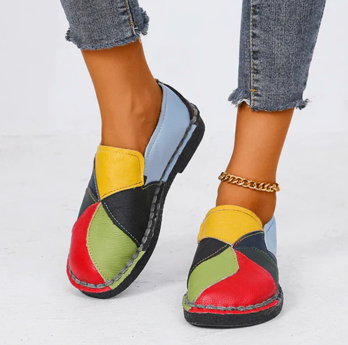 Lyxa – Artistic Slippers