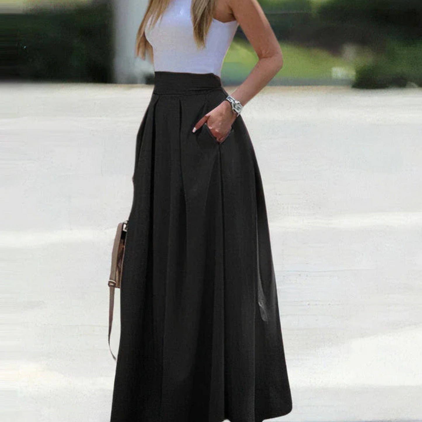 Sadira – Elegant Pleated Loose Skirt