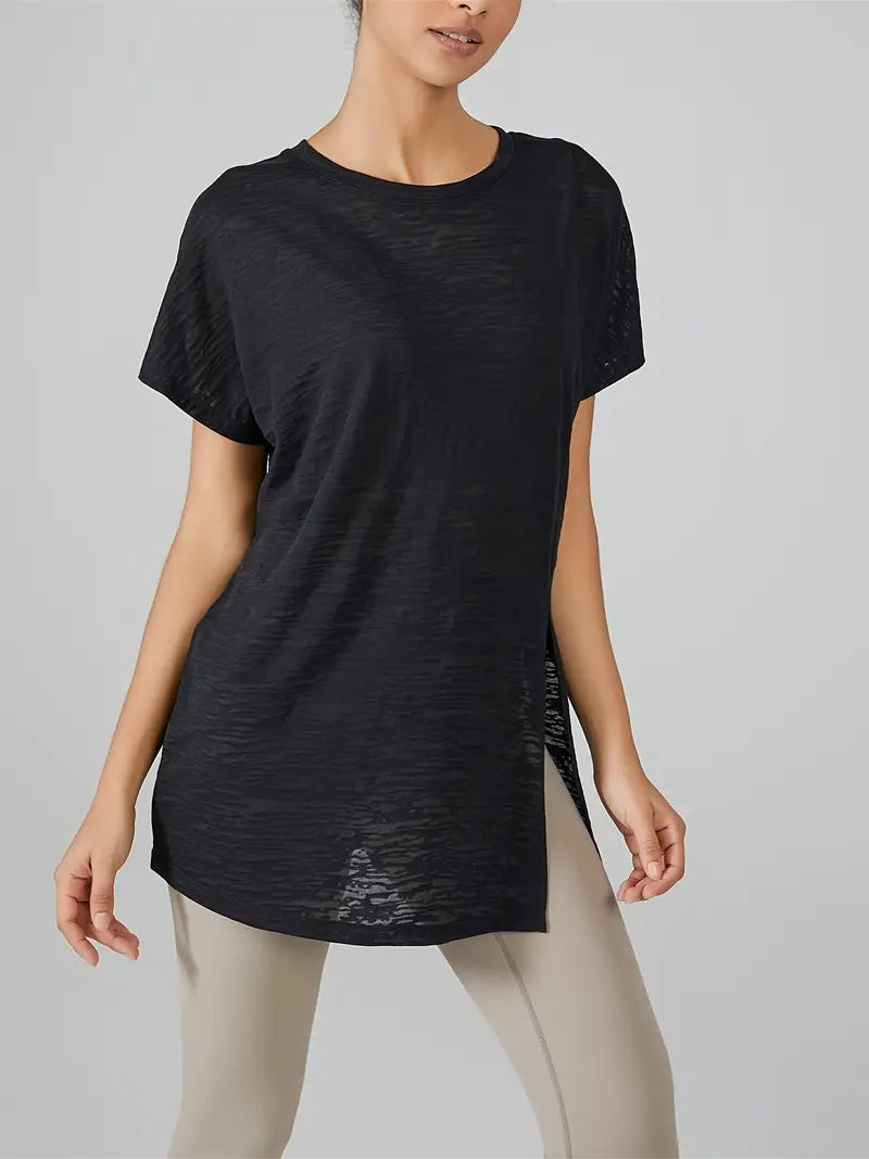 Thanessia – Versatile, Semi-transparent T-shirt