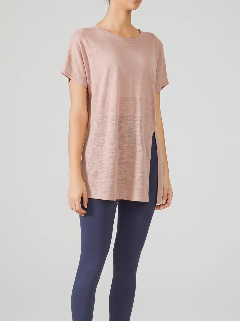 Thanessia – Versatile, Semi-transparent T-shirt