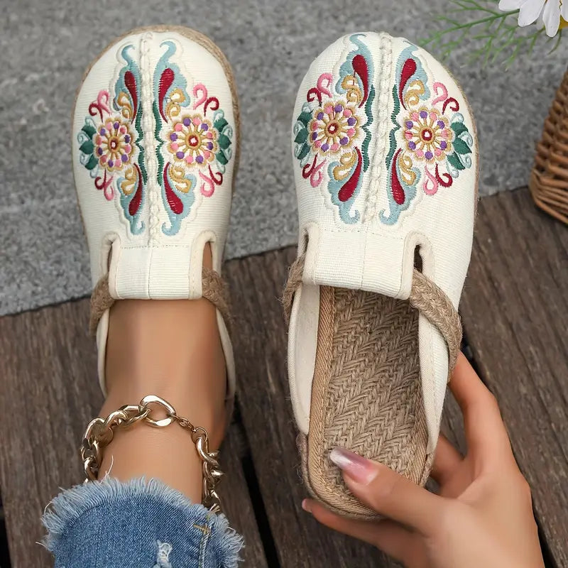 Sivelle – Breathable Slip-on Shoes with Embroidery