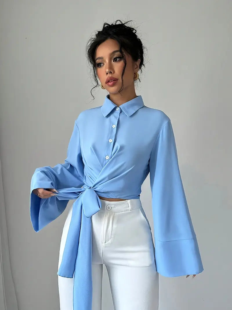 Saga – Stylish Long-sleeved Blouse