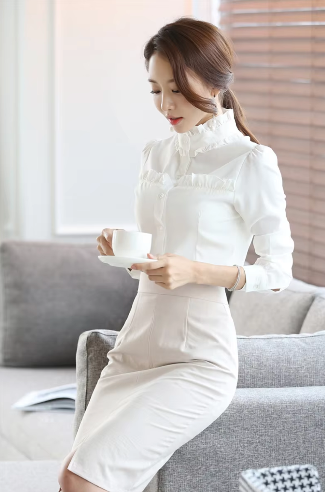 Evalyn – Stylish Cotton High Neck Blouse