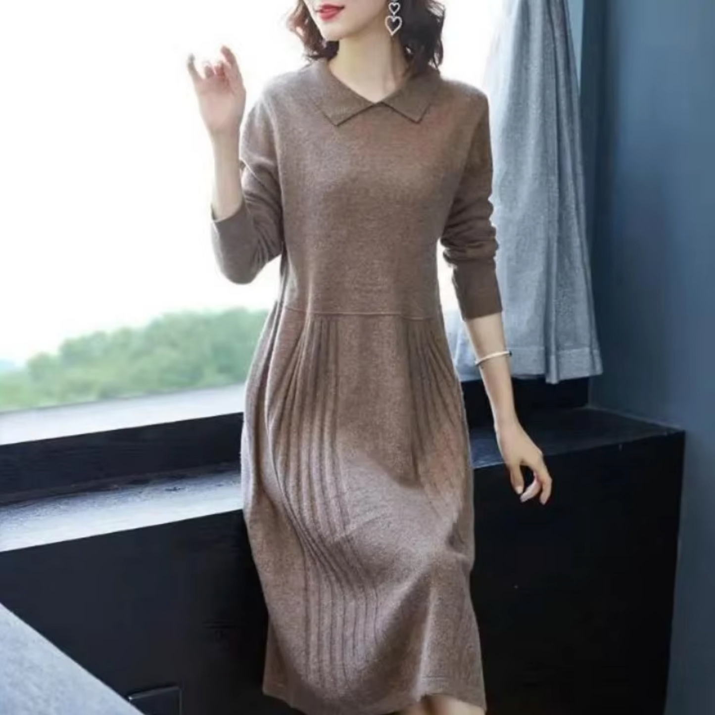 Eden – Knitted Collar Dress