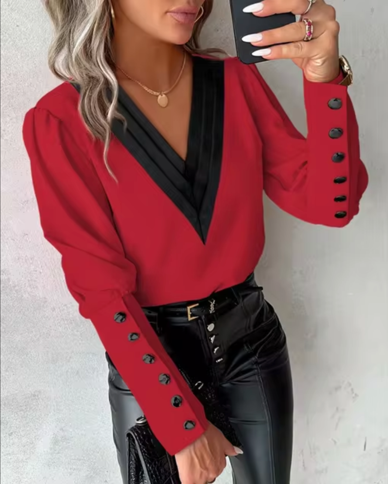 Queencie – Elegant V-neck Blouse