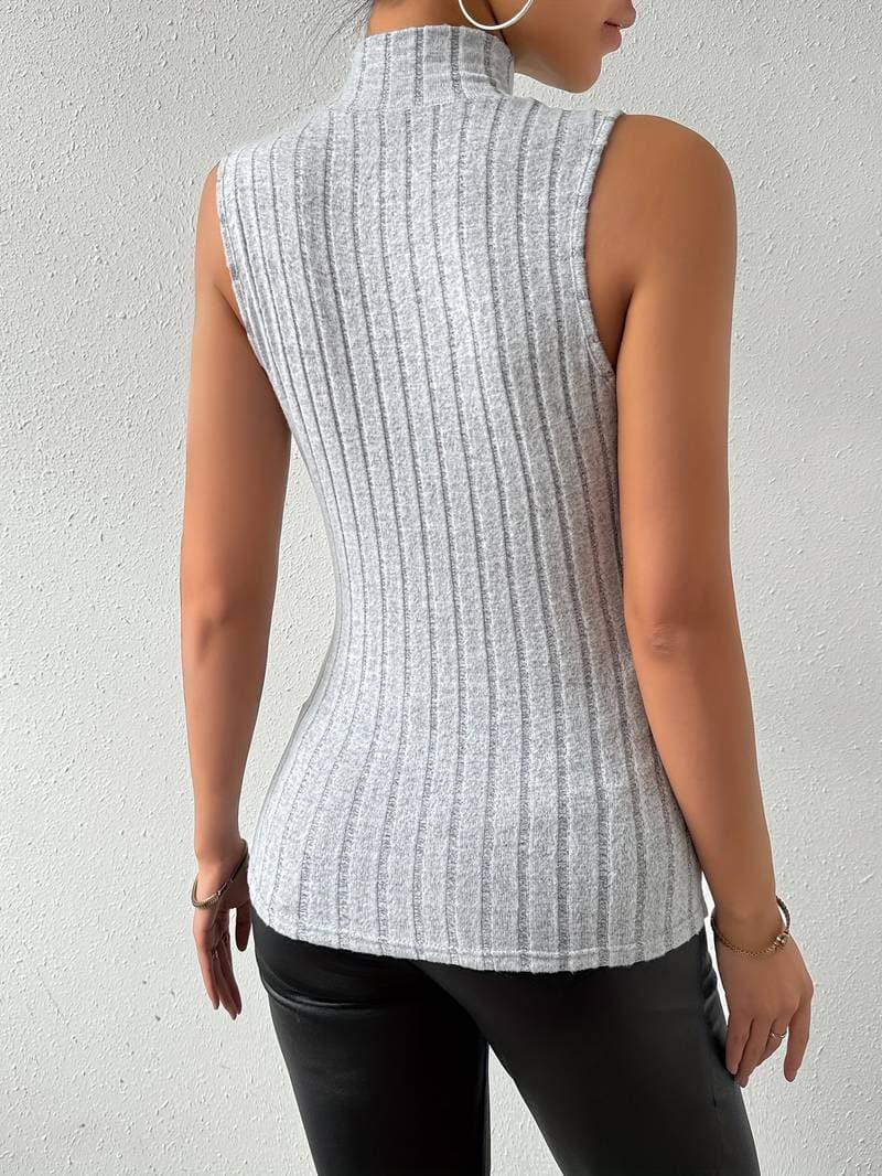 Zephirielle – Sleeveless rRbbed Turtleneck Top