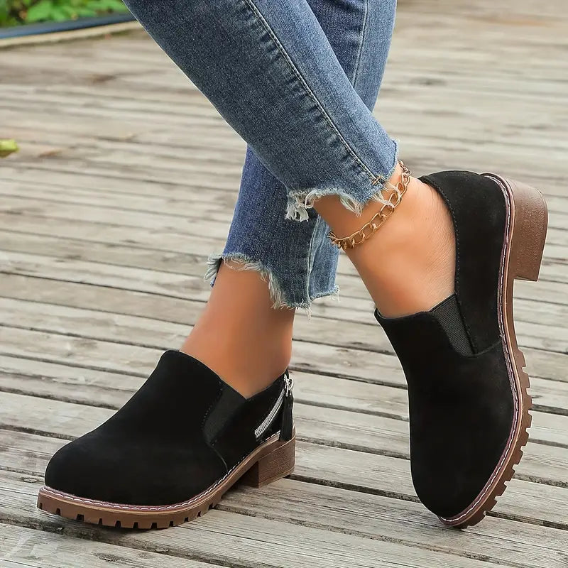 Ysadora – High-quality Suede Shoes with Block Heels