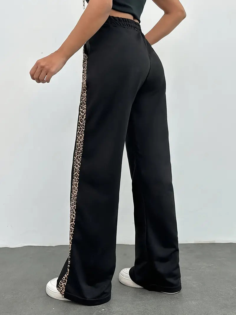 Noctessa – Elegant Wide Leg Trousers with Leopard Print