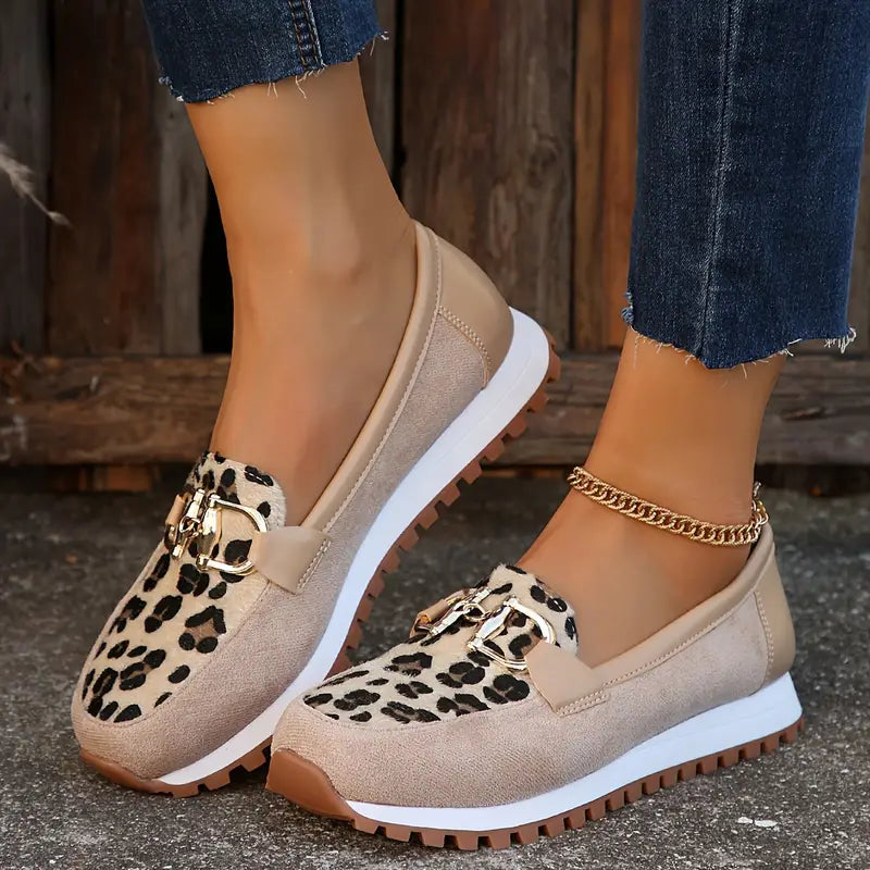 Ravenesse – Stylish Loafers with Leopard Print