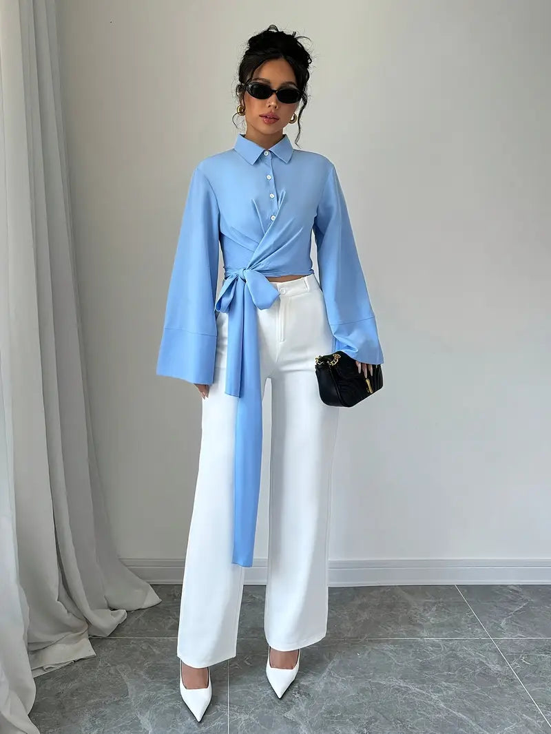 Saga – Stylish Long-sleeved Blouse