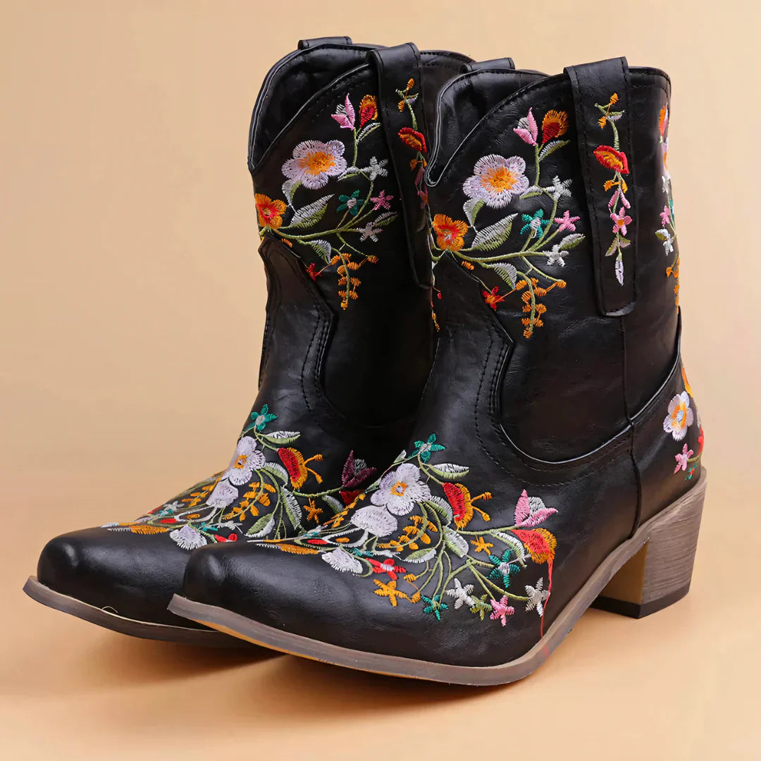 Niva – Embroidered Leather Ankle Boots