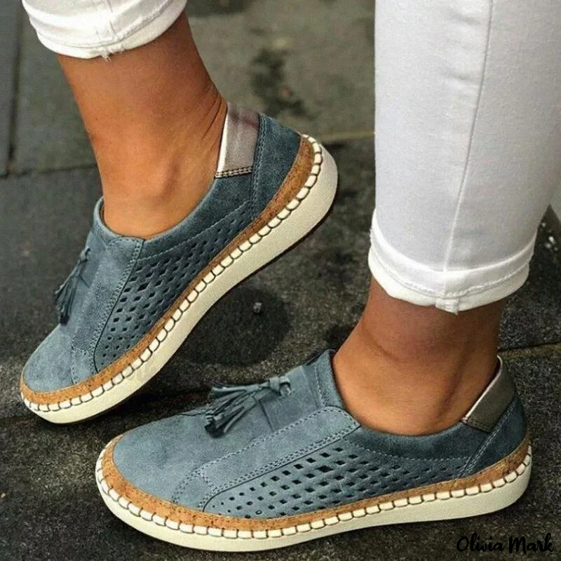 Tassel Loafers: Stylish Casual Slip-ons with a Low Heel