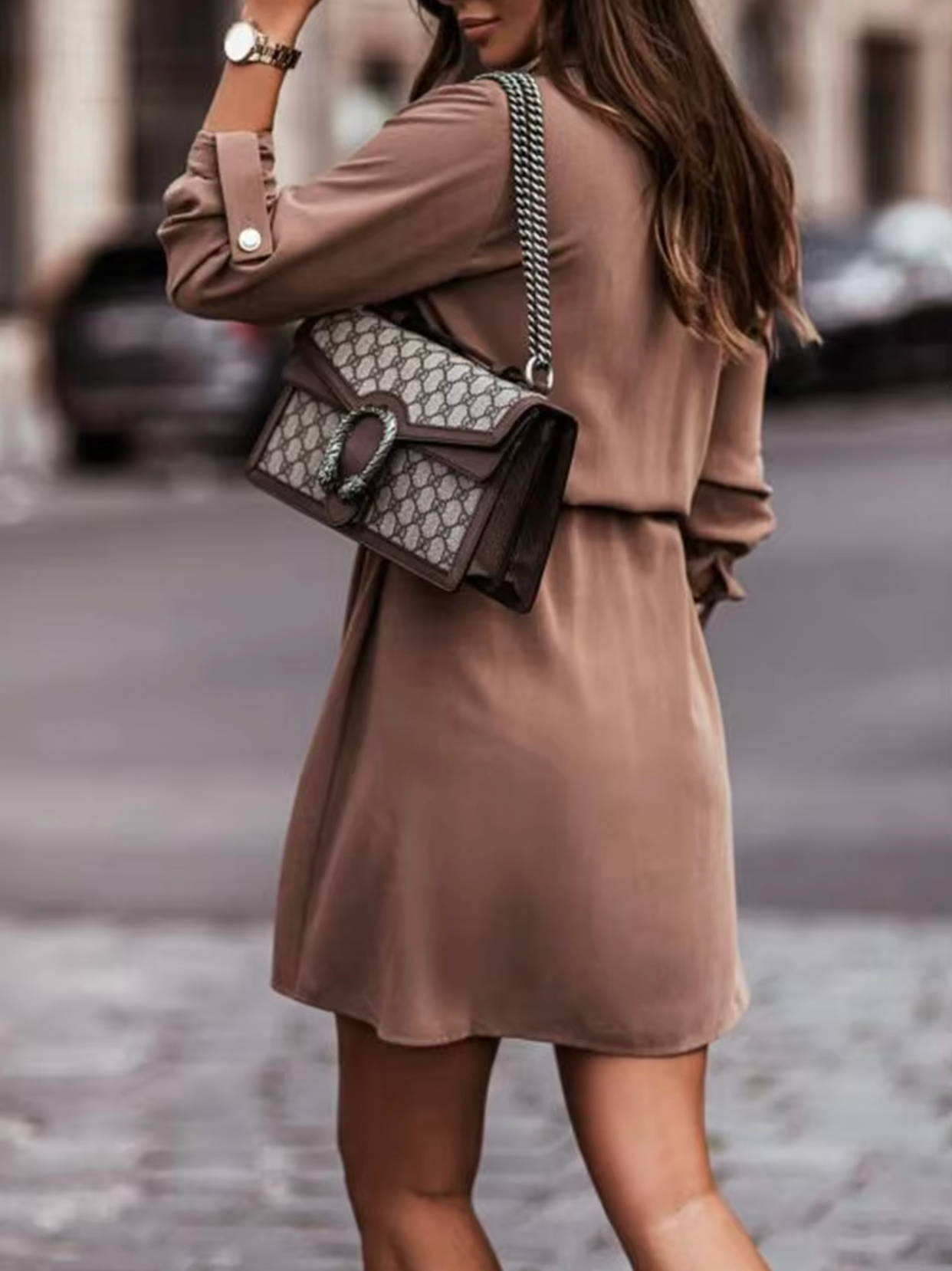 Pearly – Long Sleeve Button Dress