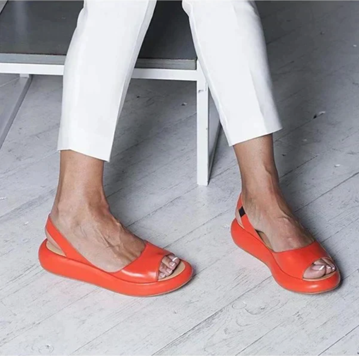 Velmoura – Minimalist Open-toe Sandals