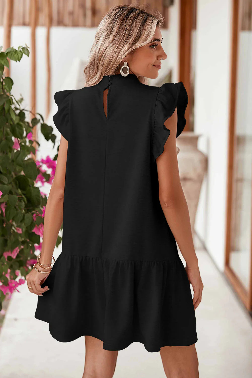 Phamela – Elegant Ruffle Mini Dress