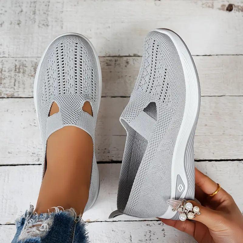 Noire – Breathable Knitted Slip-on Shoes