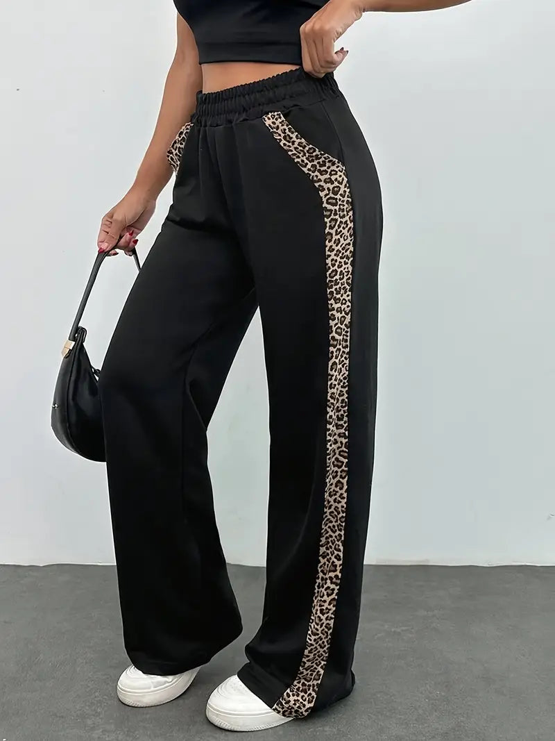 Noctessa – Elegant Wide Leg Trousers with Leopard Print