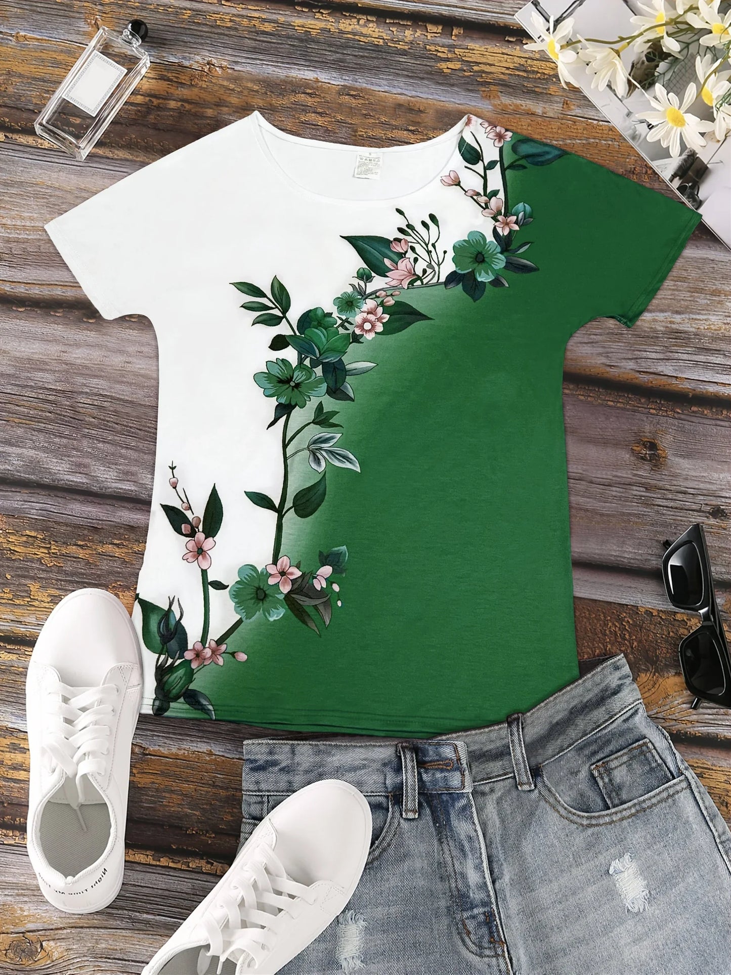 Lenai – Stylish short-sleeved top