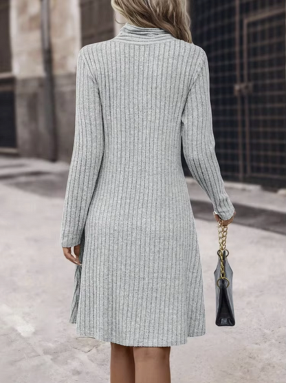Lenka – Long-sleeved Knitted Dress