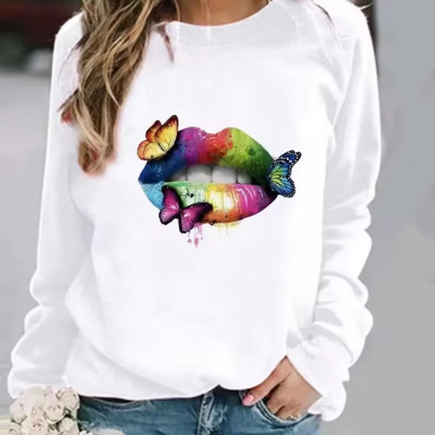 Halia – Cotton Sweater with Lip Print