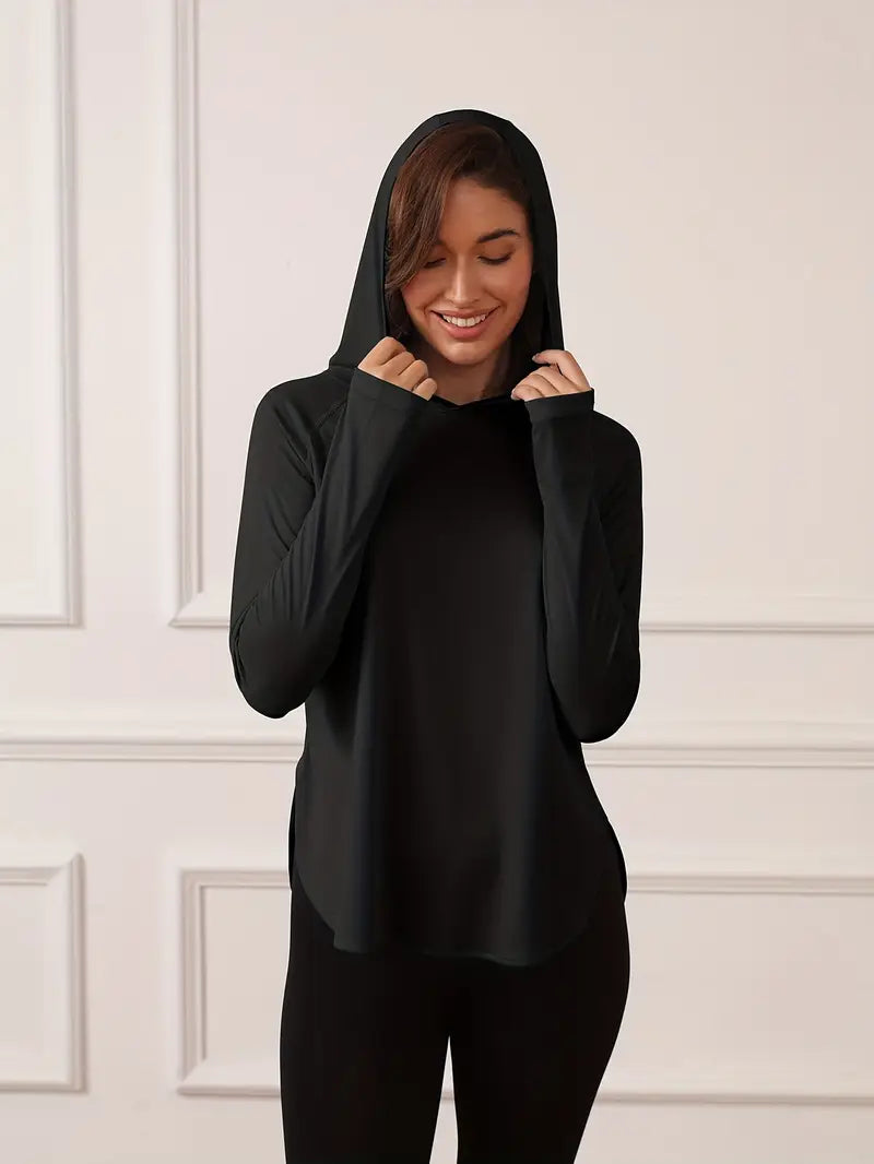 Viletta – Stylish Lightweight Long-sleeved Hooded Top