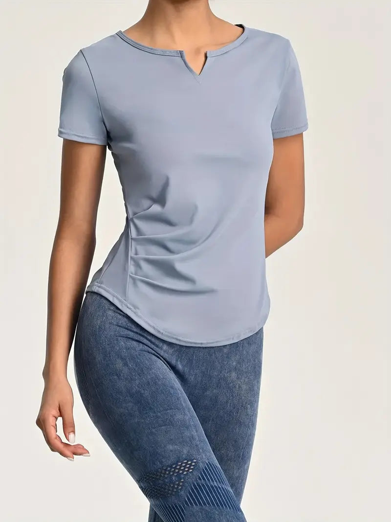 Oryss – Comfortable and Stylish Short-sleeved T-shirt
