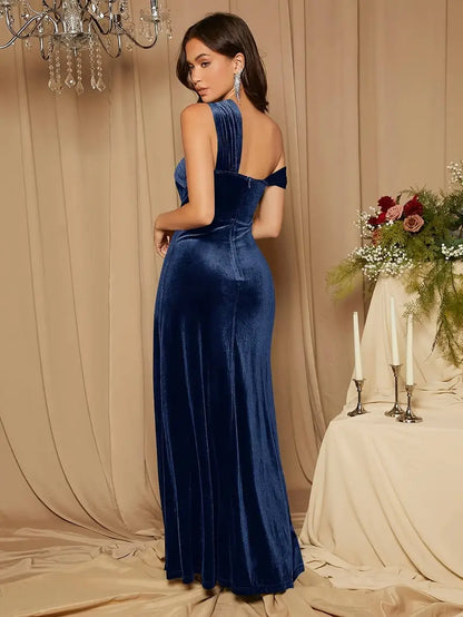 Kira – Luxury One-shoulder Velvet Dress