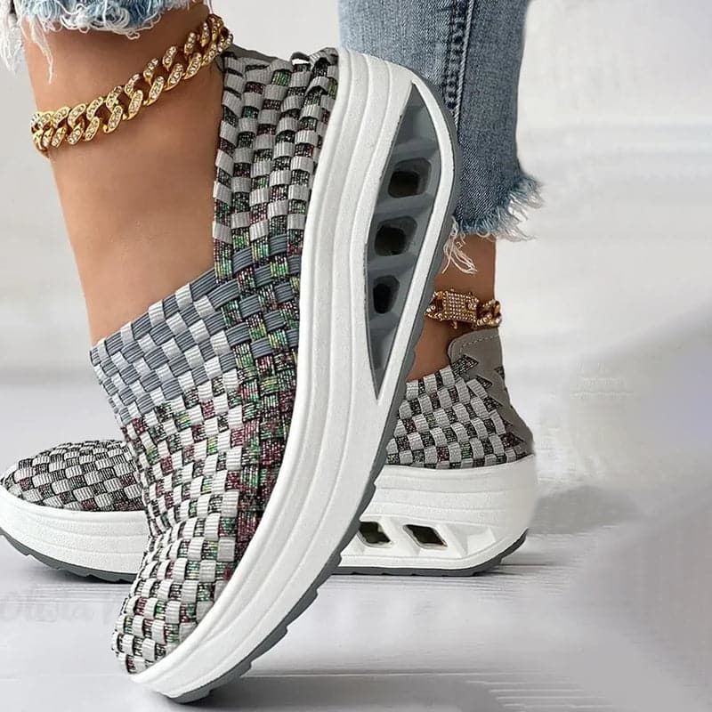 Noctiselle – Breathable Woven Platform Slip-on Sneakers