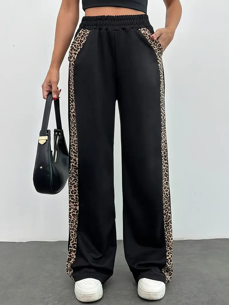 Noctessa – Elegant Wide Leg Trousers with Leopard Print