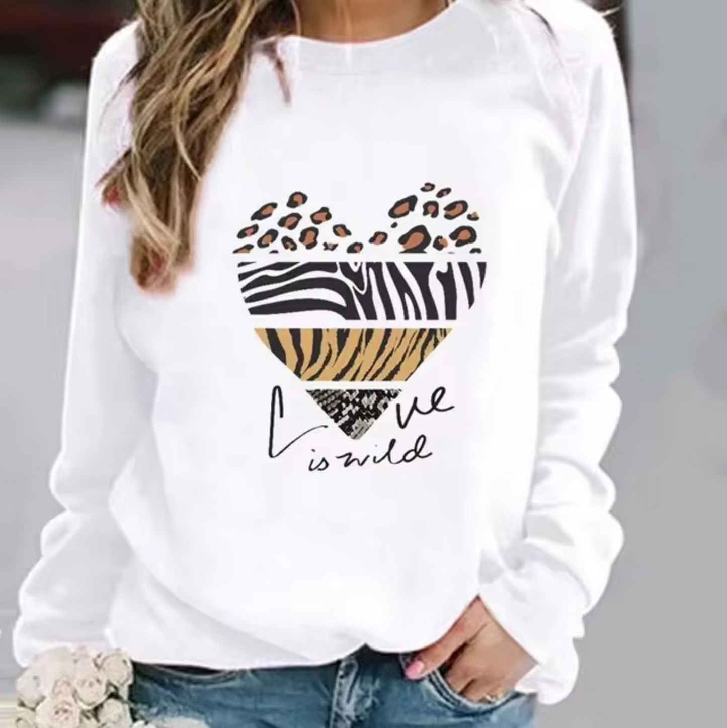 Adora – Cotton Sweater with Heart Print
