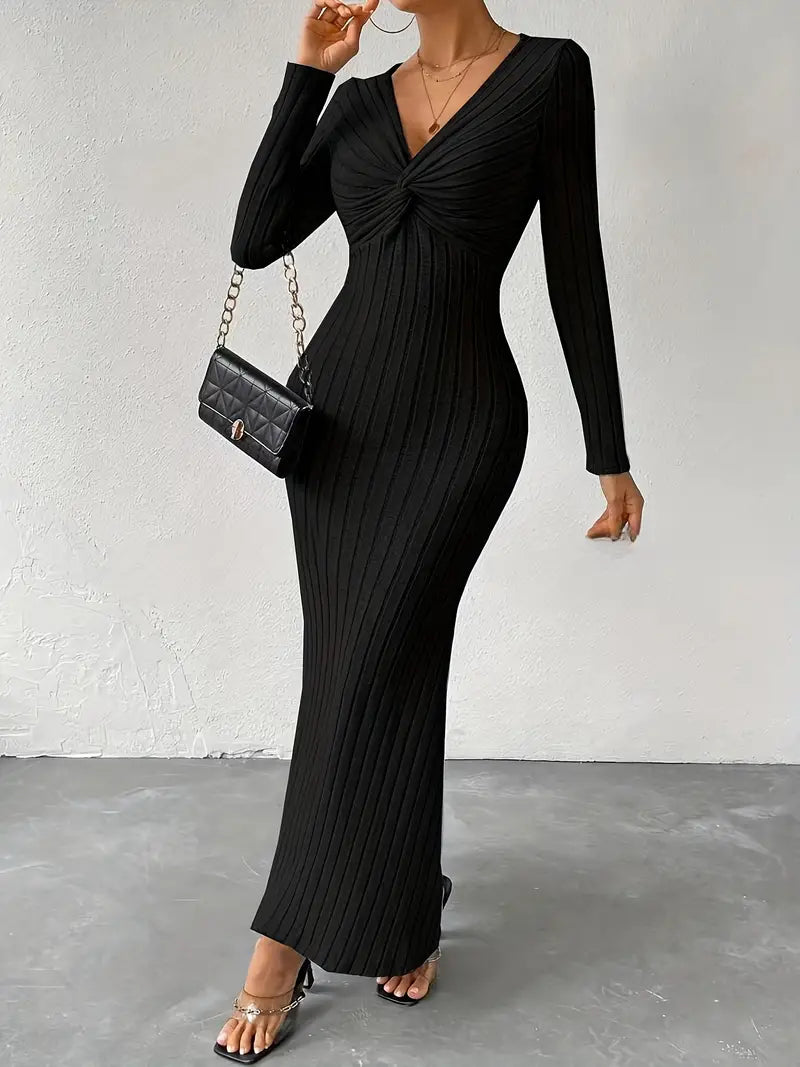 Louisa – Sexy Knitted Maxi Dress