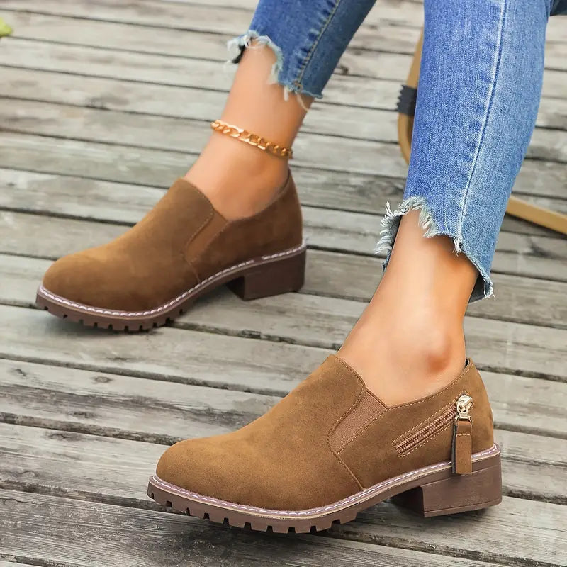 Ysadora – High-quality Suede Shoes with Block Heels